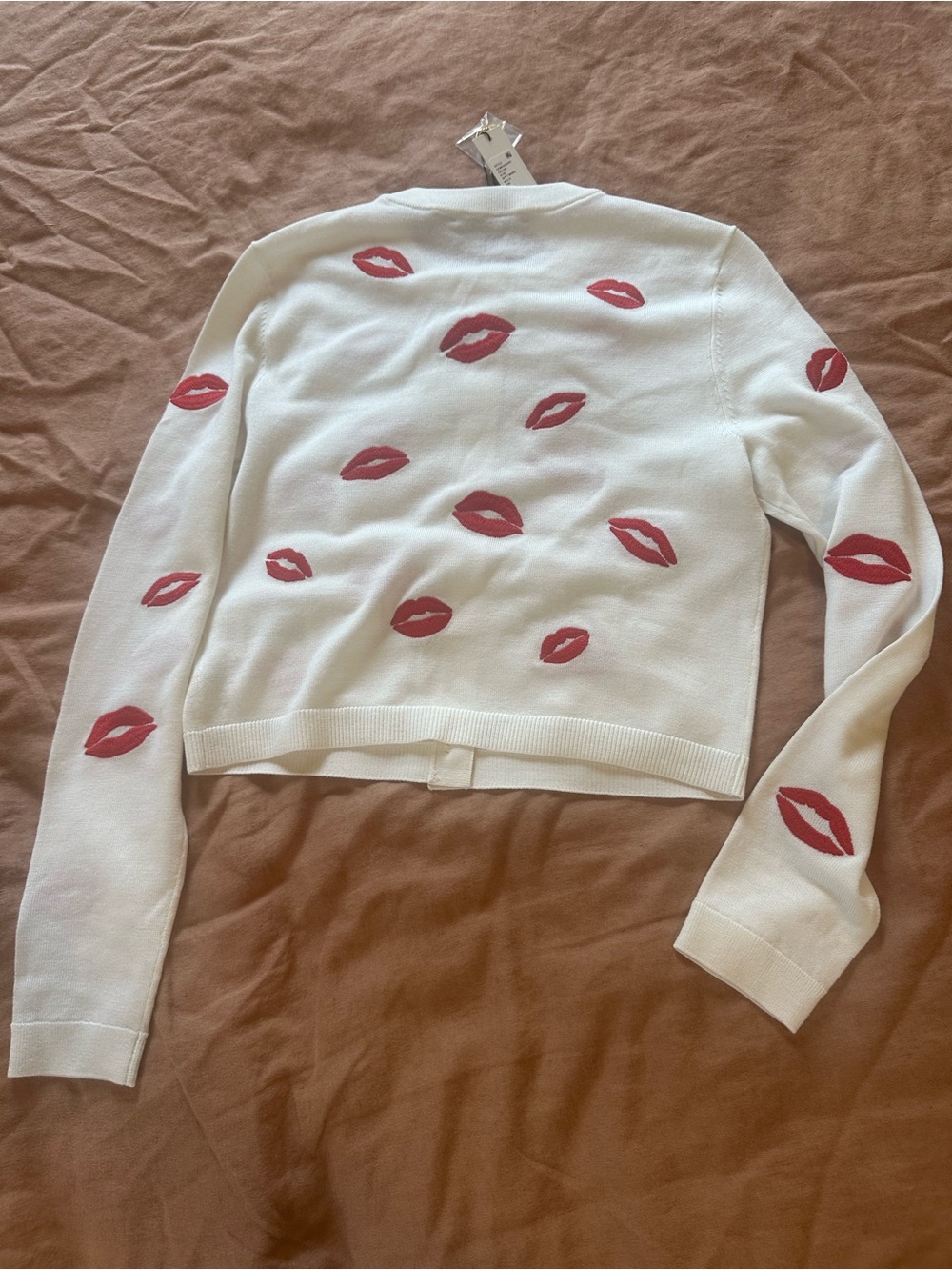 Alice + Olivia Daroda Kiss Lipstick Stretch ~ Wool Cardigan - Picture 11 of 17